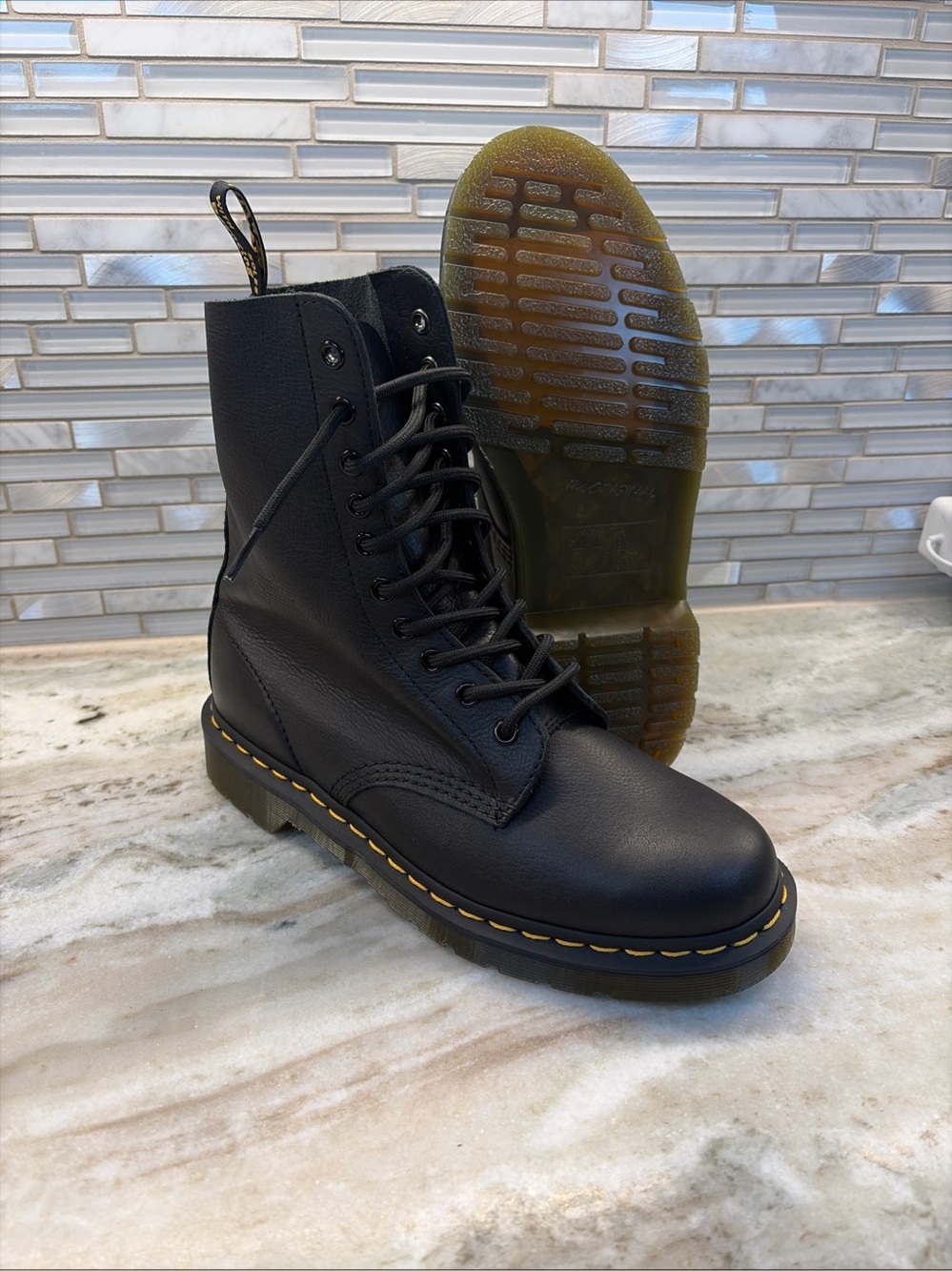 Doc Dr.‎ Martens 1460 Pascal Black Soft Leather Combat Boots Women's EU 41 US 9W